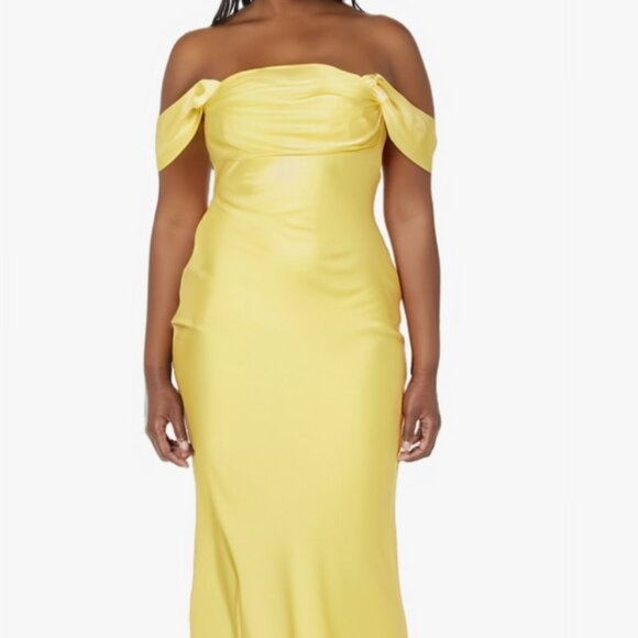 Satin off the shoulder ruched backless maxi dress- Realtix- Yellow Large - Picture 5 of 11